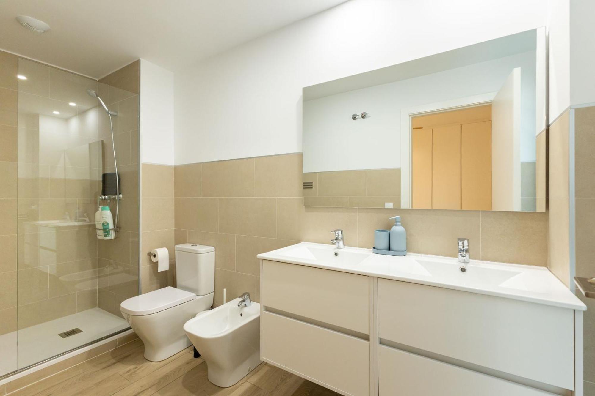 Charming 2 Bedroom Apartment By Torre Del Oro By Ocityzen Sevilla Eksteriør billede